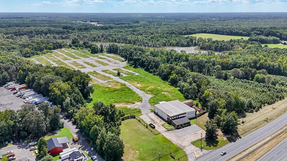 4840 Crain Hwy, White Plains, MD à louer - Photo de l’immeuble – Image 2 sur 20