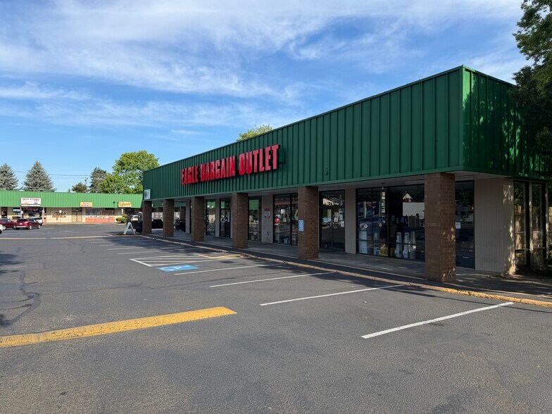 837-861 E Powell Blvd, Gresham, OR à louer - Photo de l’immeuble – Image 3 sur 4