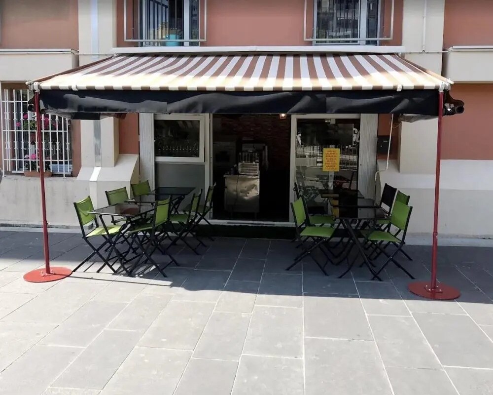 Local commercial dans Nice à vendre Photo de l’immeuble– Image 1 sur 5