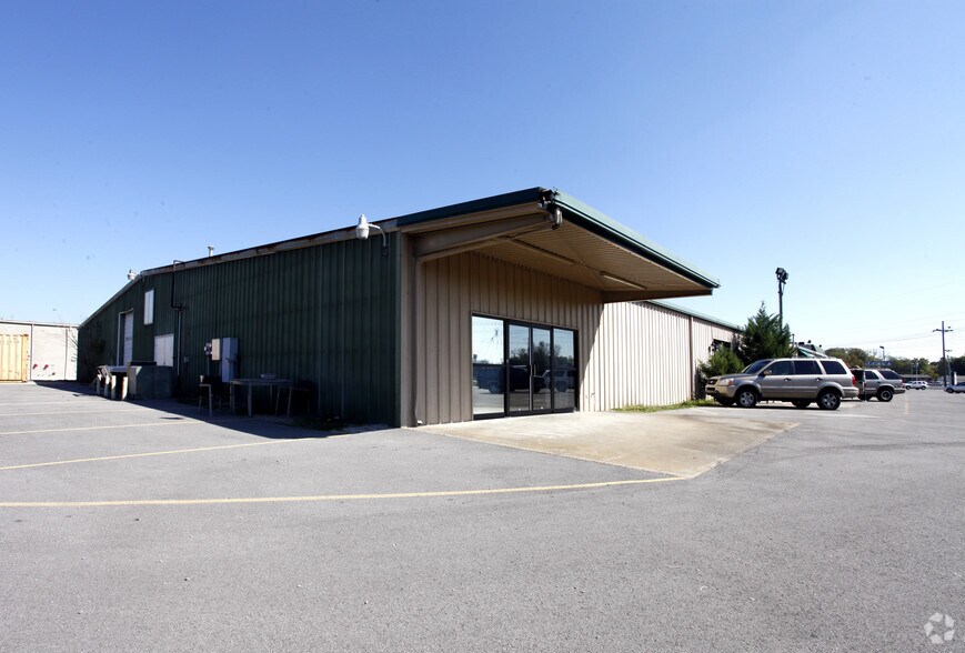 1645-1647 Middle Tennessee Blvd, Murfreesboro, TN à louer - Photo de l’immeuble – Image 2 sur 9