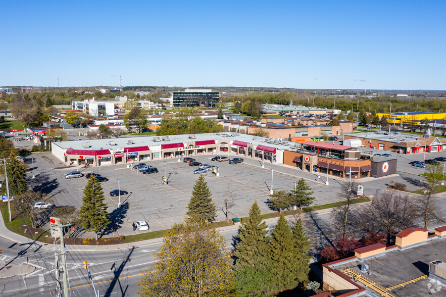 1861 Robertson Rd, Ottawa, ON à louer - Aérien – Image 3 sur 4