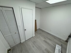 630 S Miami Ave, Miami, FL à louer Photo intérieure– Image 1 sur 15