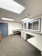 925 Stevens Dr, Richland, WA à louer Photo intérieure– Image 1 sur 9