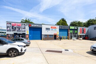 Plus de détails pour 1 Gatwick Rd, Crawley - Local d'activités à louer