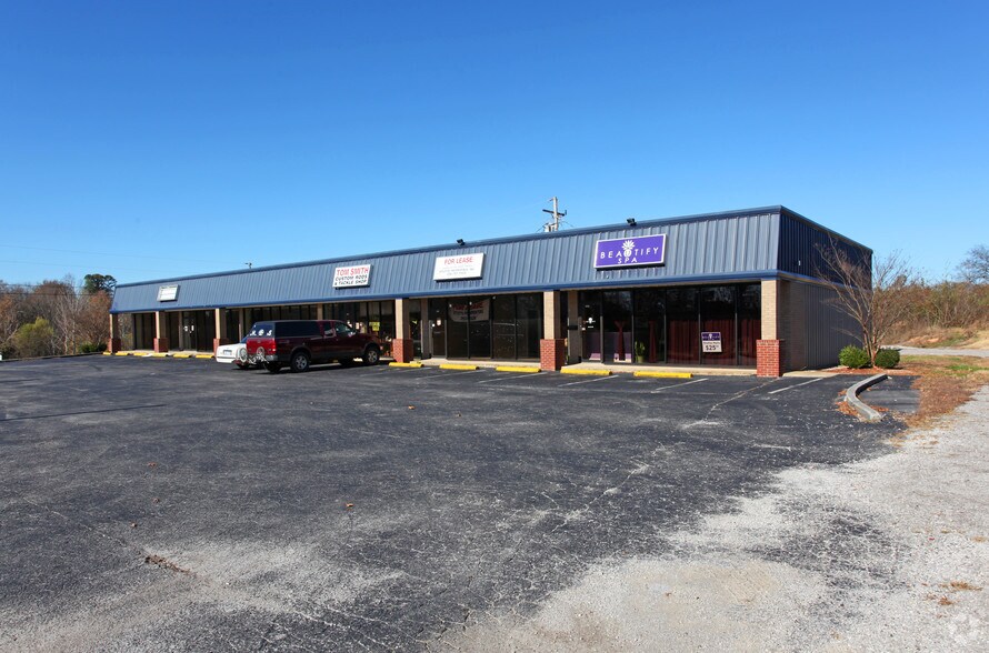 3301-3307 Veterans Dr, Florence, AL à louer - Photo de l’immeuble – Image 2 sur 2