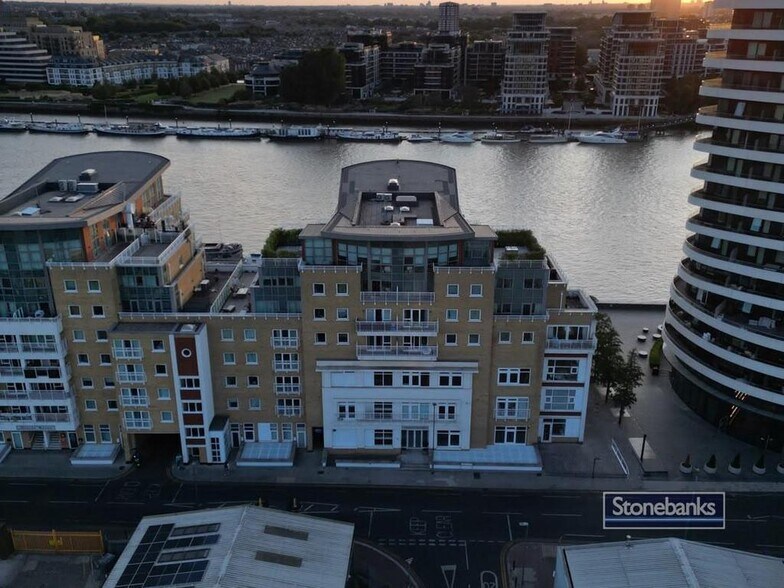 16-22 Lombard Rd, Londres à vendre - Photo de l’immeuble – Image 3 sur 4