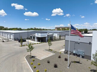 Plus de détails pour 276 S Herons Flight Ln, Eagle, ID - Local d’activités à vendre