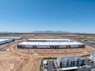 Plus de détails pour NWC INDIAN SCHOOL ROAD & LOOP 101, Phoenix, AZ - Industriel/Logistique à louer