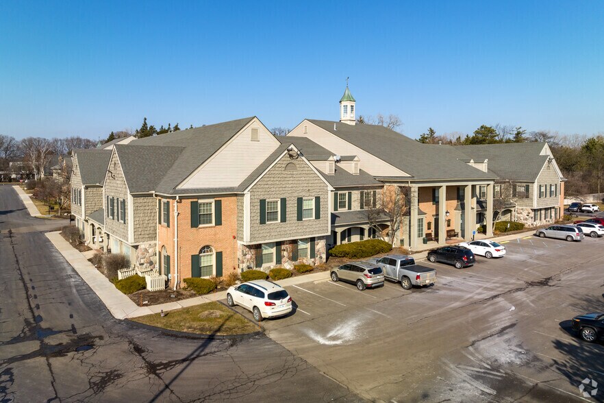 31000 Telegraph Rd, Bingham Farms, MI à louer - Photo de l’immeuble – Image 2 sur 8