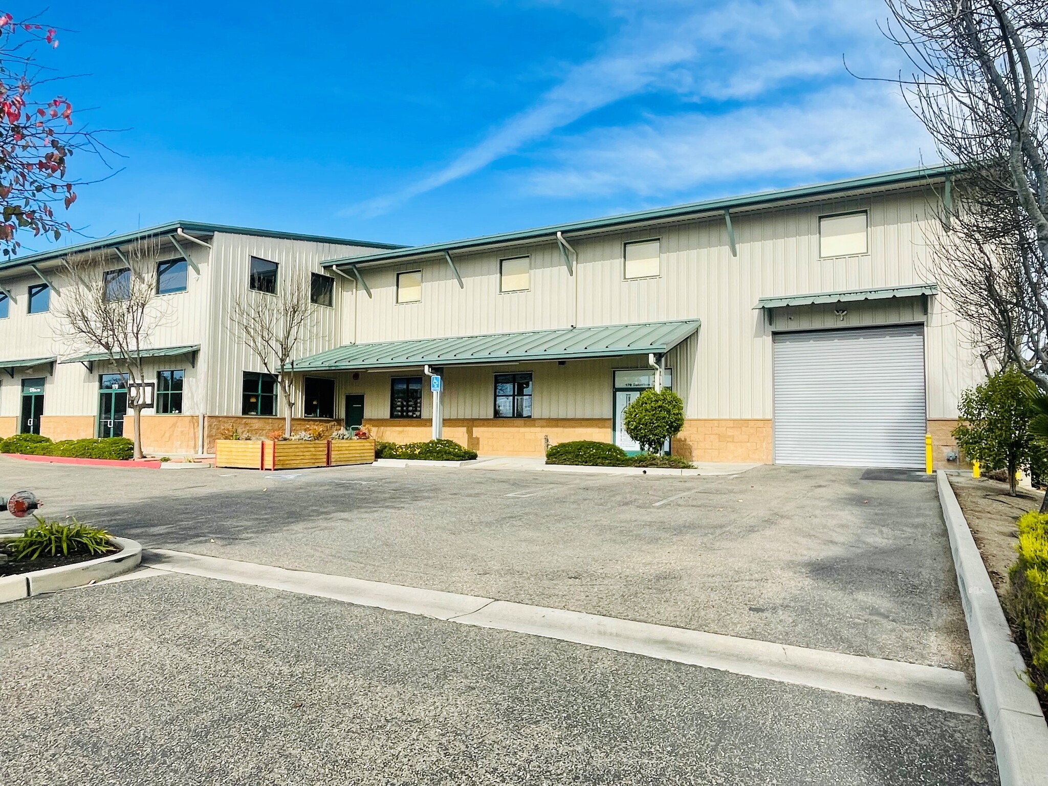 178 Suburban Rd, San Luis Obispo, CA à louer Photo de l’immeuble– Image 1 sur 9