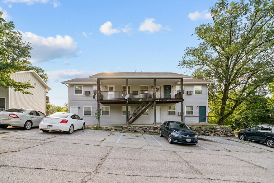 1727 Bridleton Woods, Fenton, MO à vendre - Photo de l’immeuble – Image 2 sur 9