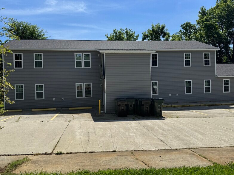 312 Stokes St, Burlington, NC à vendre - Photo de l’immeuble – Image 1 sur 6