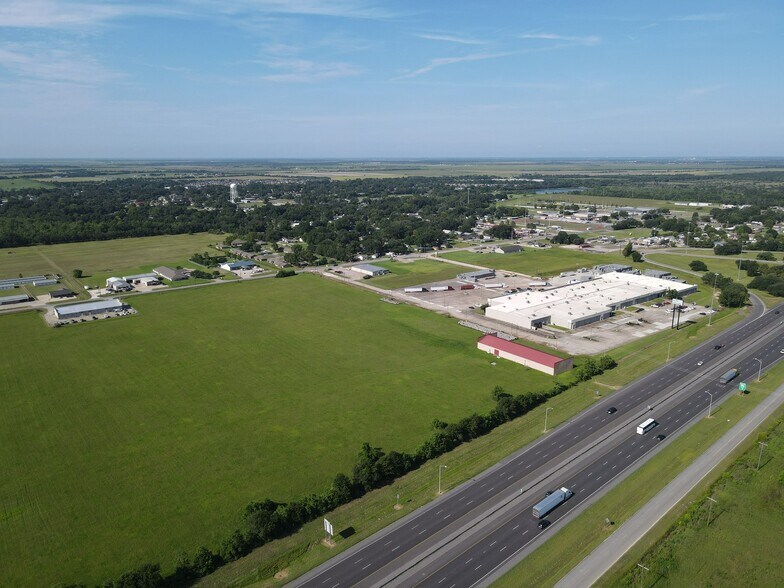 Miller Ave, Iowa, LA à vendre - Photo de l’immeuble – Image 2 sur 23