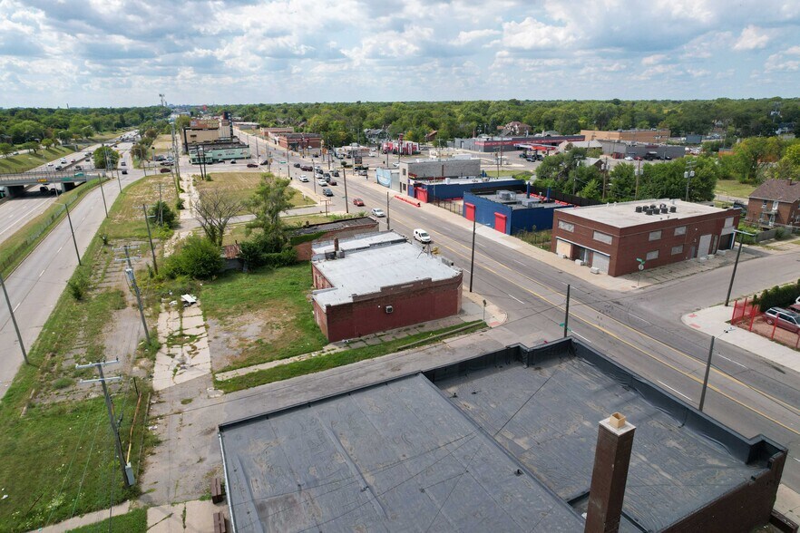 14534, 15424, 15420 Harper Avenue, Detro portefeuille de 3 biens à vendre sur LoopNet.fr - Photo de l’immeuble – Image 3 sur 9