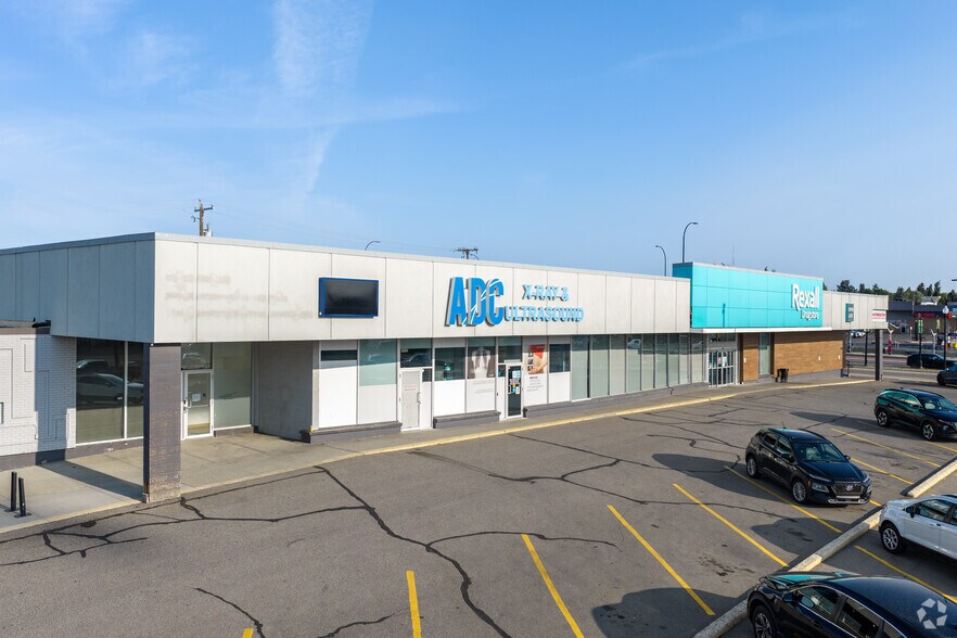 3301 17th Ave SE, Calgary, AB à louer - Photo de l’immeuble – Image 1 sur 5