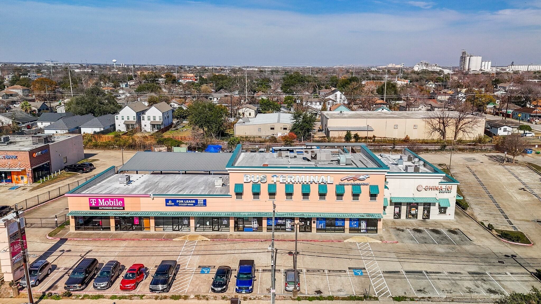 7011 Harrisburg Blvd, Houston, TX à vendre Photo principale– Image 1 sur 7