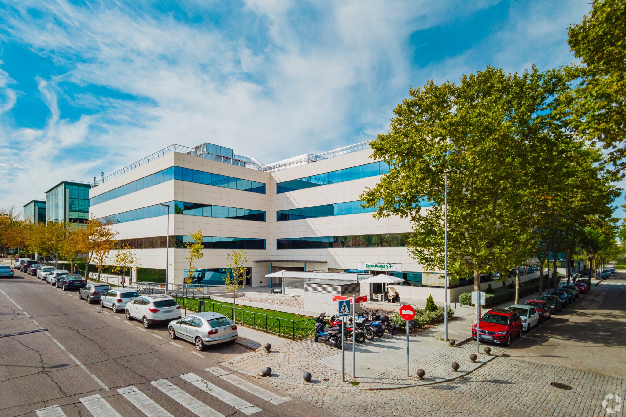 Calle Isla Graciosa, 3, San Sebastián de los Reyes, Madrid à louer Photo principale– Image 1 sur 7
