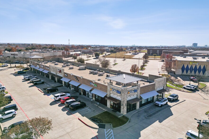 8837 Lebanon Rd, Frisco, TX à louer - Photo de l’immeuble – Image 2 sur 18