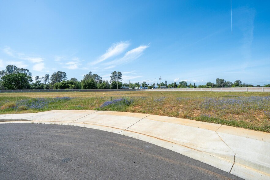Rancho Industrial Park, Redding, CA à vendre - Aérien – Image 3 sur 4