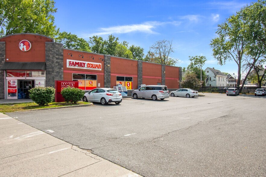 948 State St, Schenectady, NY à vendre - Photo de l’immeuble – Image 2 sur 8