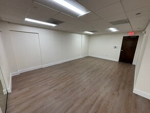 1061 E Indiantown Rd, Jupiter, FL à louer Photo intérieure– Image 2 sur 9