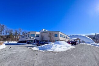 Plus de détails pour 100 Gerber Dr, Tolland, CT - Sports et loisirs à vendre