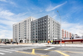 Plus de détails pour 881 Erskine St, Brooklyn, NY - Local commercial à louer