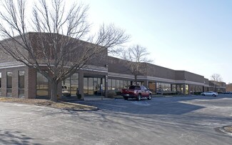 Plus de détails pour 914-938 S Highway Dr, Fenton, MO - Local d'activités à louer