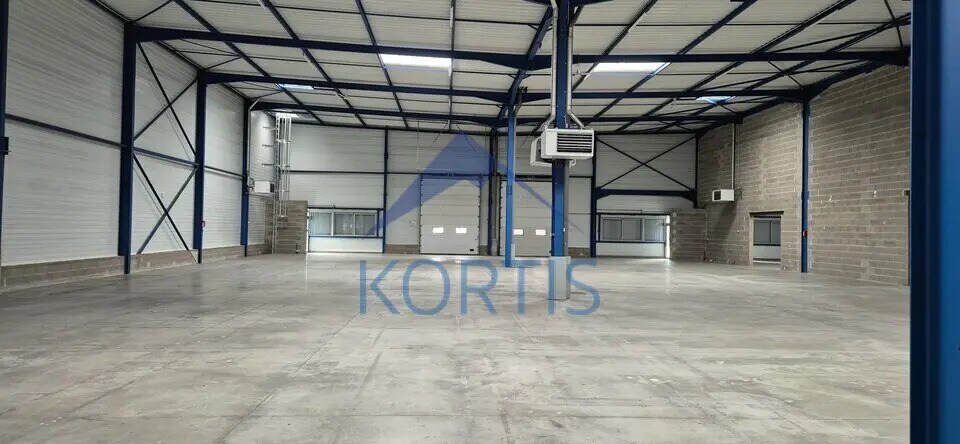 Local d’activités dans Dagneux à louer Photo intérieure– Image 1 sur 13