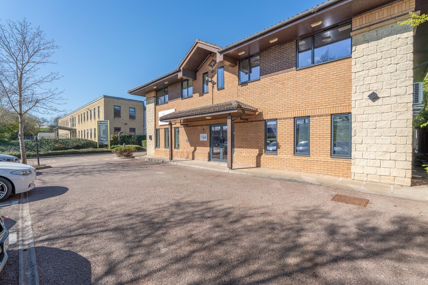 Bumpers Way, Chippenham à vendre - Photo de l’immeuble – Image 3 sur 3