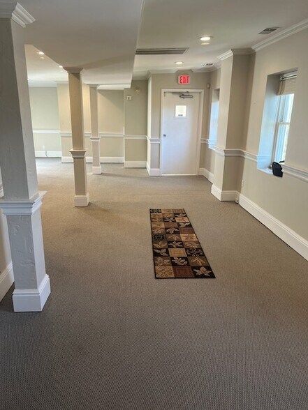 64R Main St, New Canaan, CT à louer - Photo intérieure – Image 3 sur 18