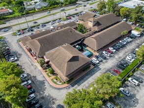 10471 N Kendall Dr, Miami, FL à louer Photo intérieure– Image 2 sur 24