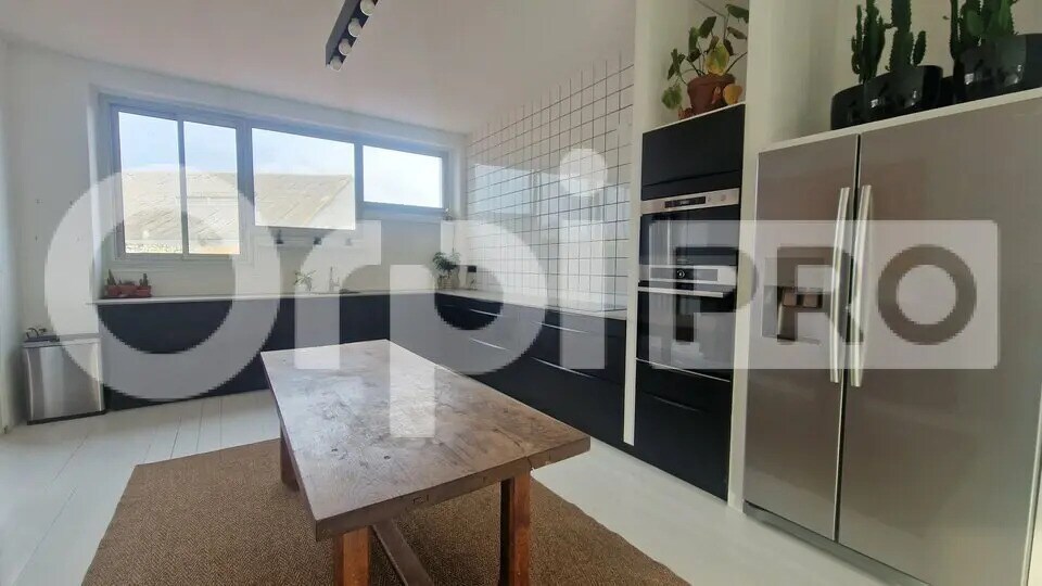 Bureau dans La Rochelle à vendre - Photo de l’immeuble – Image 2 sur 5