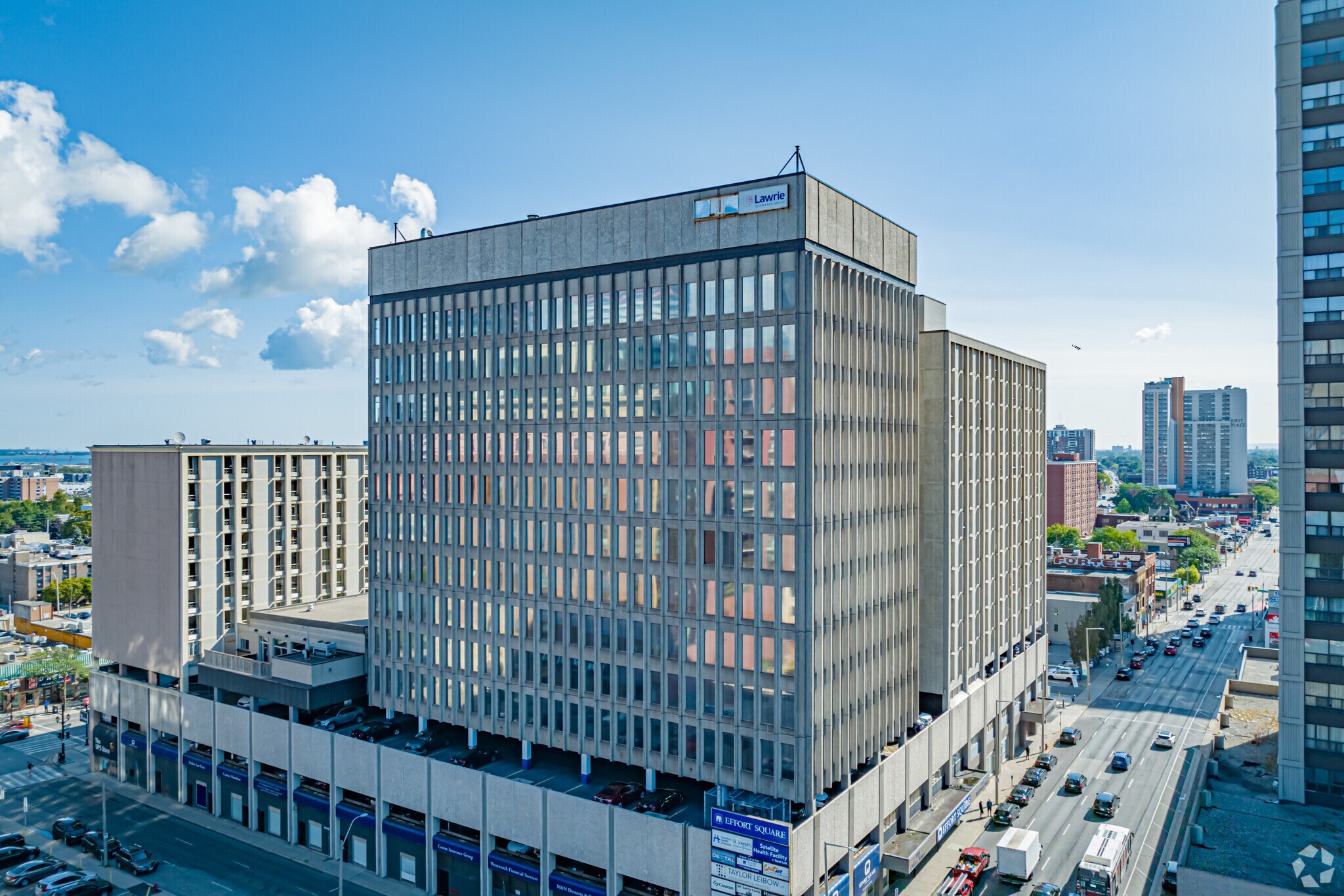 105 Main St E, Hamilton, ON à louer Photo principale– Image 1 sur 6