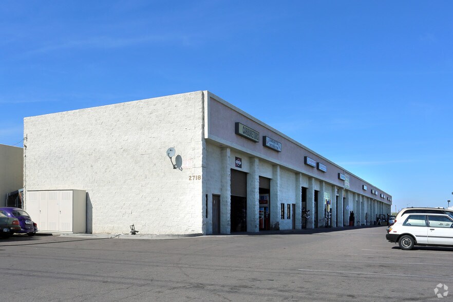 2718 W McDowell Rd, Phoenix, AZ à louer - Photo de l’immeuble – Image 3 sur 3