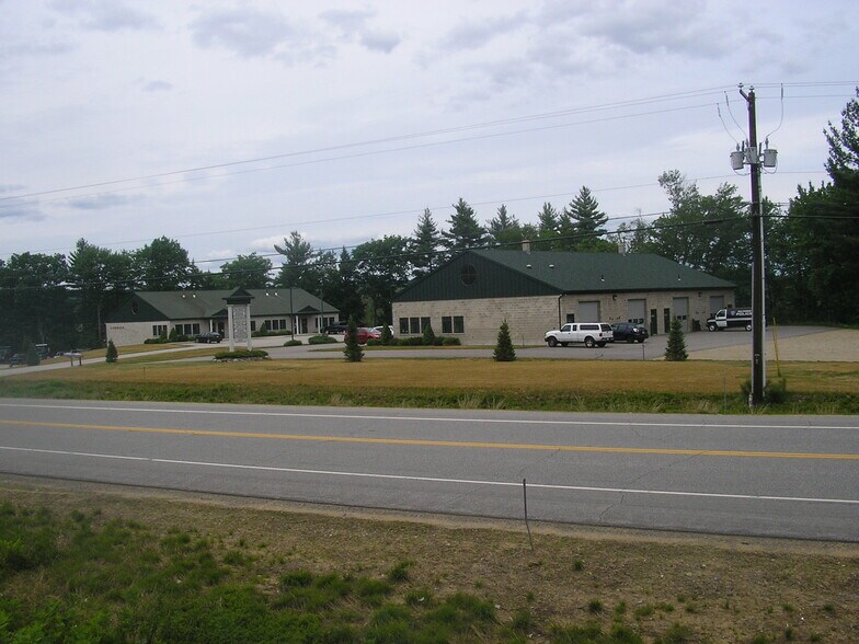 272 Tilton Rd, Northfield, NH à vendre - Photo de l’immeuble – Image 3 sur 9