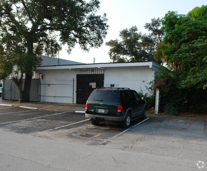 Fort Lauderdale Mixed-Use/MF Development portefeuille de 3 biens à vendre sur LoopNet.fr - Photo principale – Image 2 sur 11