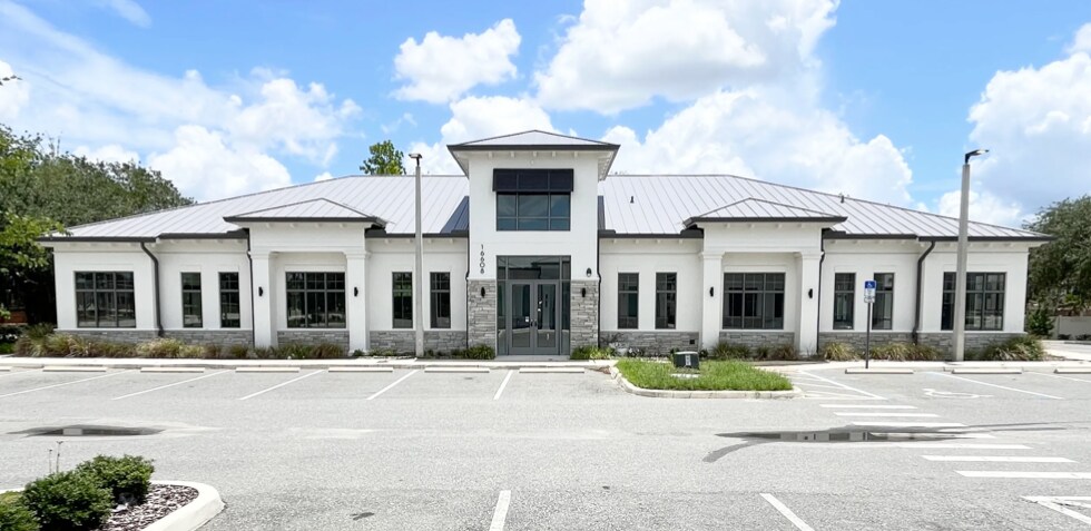 16608 Sunrise Lakes Blvd, Clermont, FL à vendre Photo de l’immeuble– Image 1 sur 14