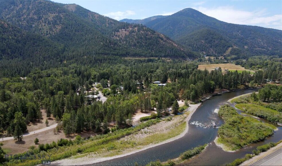 13505 Turah Rd, Missoula, MT à vendre - Photo de l’immeuble – Image 2 sur 10