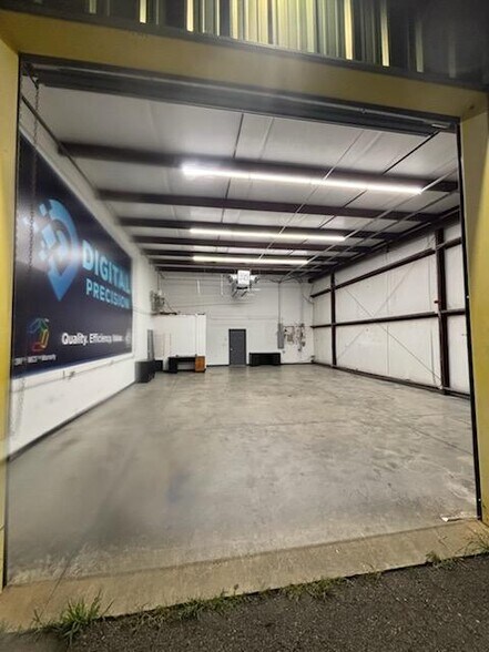 5145 Shiloh Rd, Cumming, GA à louer - Photo de l’immeuble – Image 3 sur 8