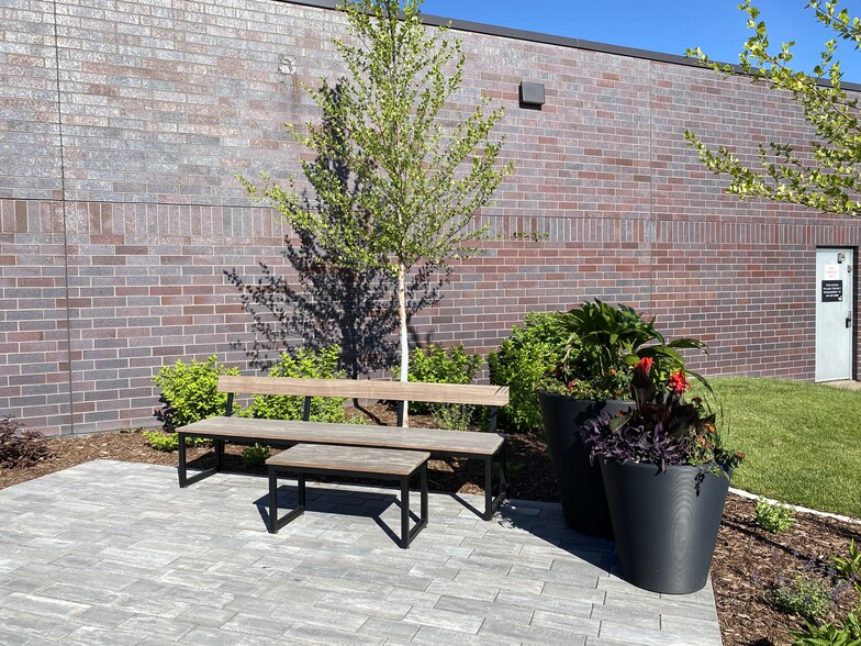 445 Etna St, Saint Paul, MN à louer - Photo de l’immeuble – Image 3 sur 26