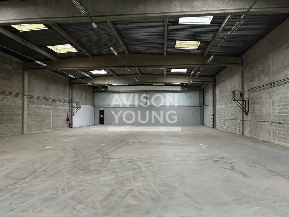 Local d’activités dans L'HAY-LES-ROSES à louer Photo intérieure– Image 1 sur 8