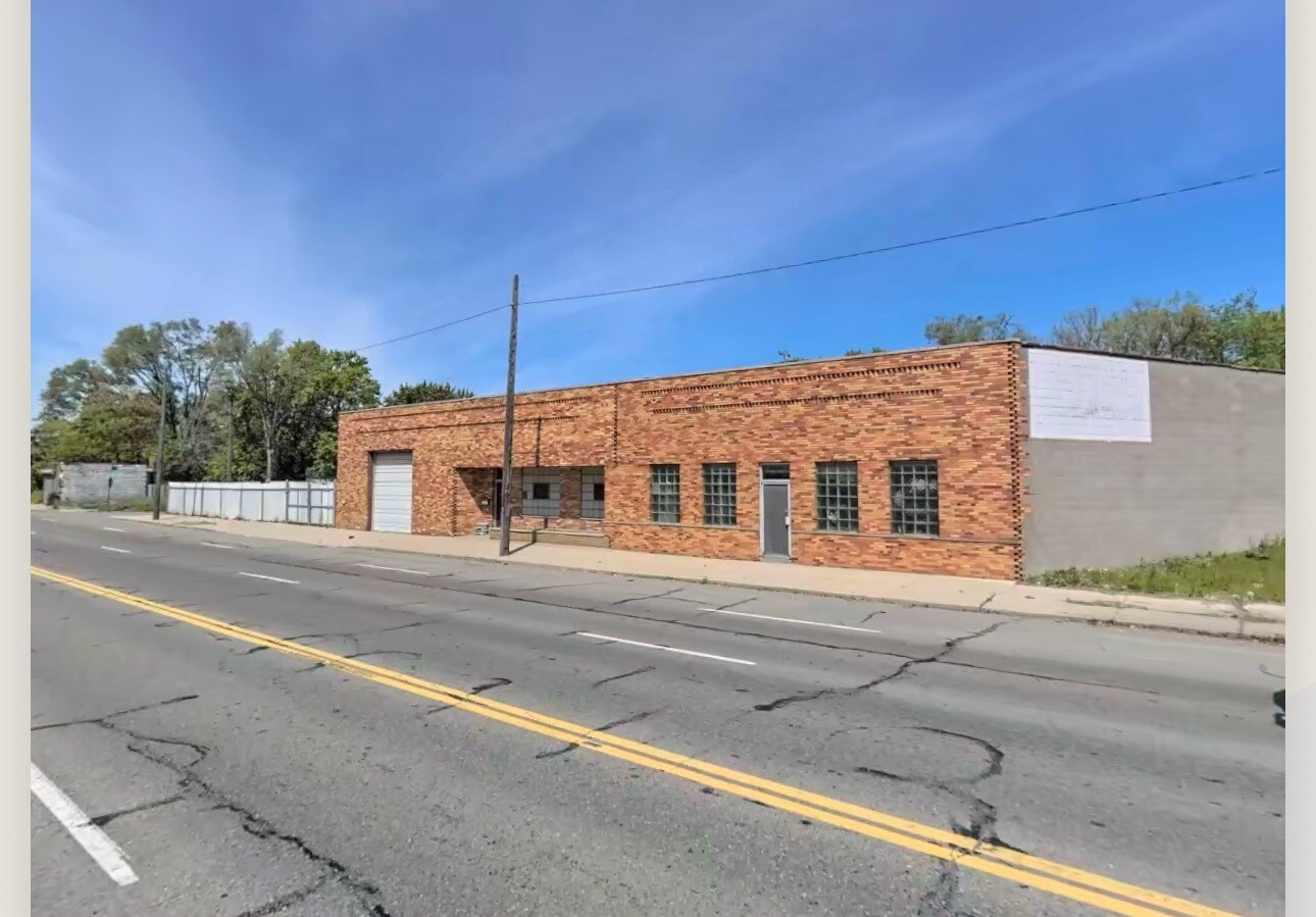 5431 E Davison St, Detroit, MI à vendre Photo de l’immeuble– Image 1 sur 31