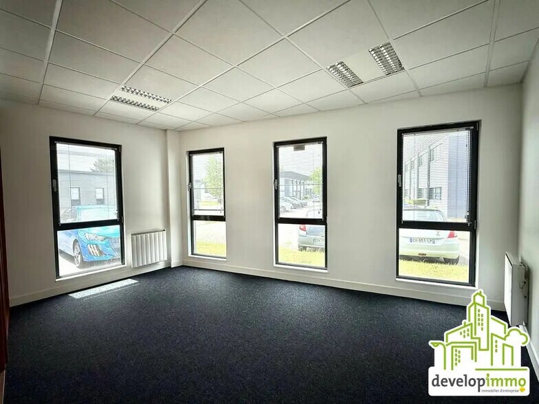 Bureau dans Hérouville-Saint-Clair à louer - Photo intérieure – Image 3 sur 13