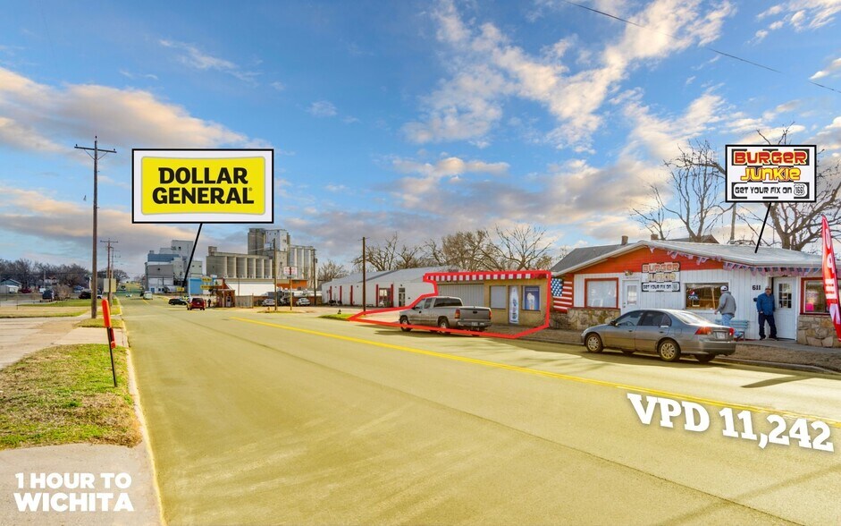 609 W Madison Ave, Arkansas City, KS à vendre - Photo de l’immeuble – Image 2 sur 5