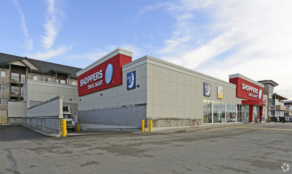 15945-15996 97th St NW, Edmonton, AB à louer - Photo de l’immeuble – Image 3 sur 3