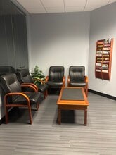 8310 S Valley Hwy, Englewood, CO à louer Photo intérieure– Image 2 sur 13