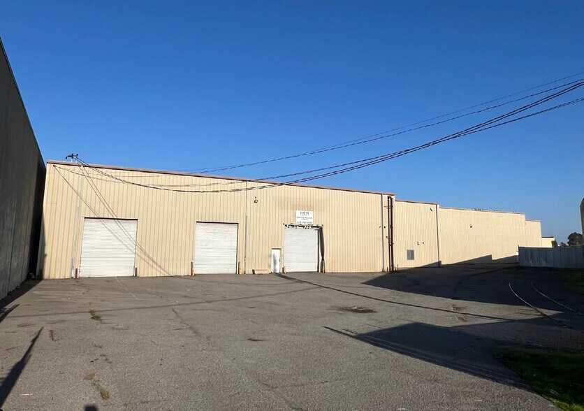 1250 Van Dyke Ave, San Francisco, CA à louer - Photo de l’immeuble – Image 1 sur 12