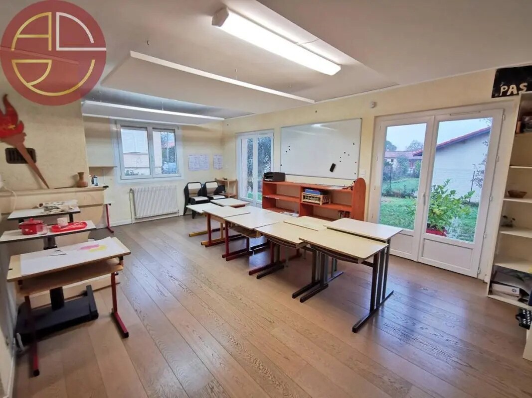 Bureau dans Castanet-Tolosan à vendre Photo de l’immeuble– Image 1 sur 10