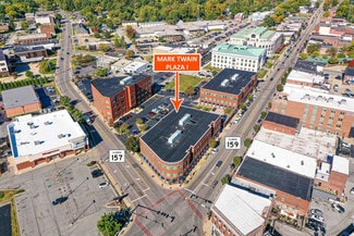Plus de détails pour 101 W Vandalia St, Edwardsville, IL - Bureau à louer